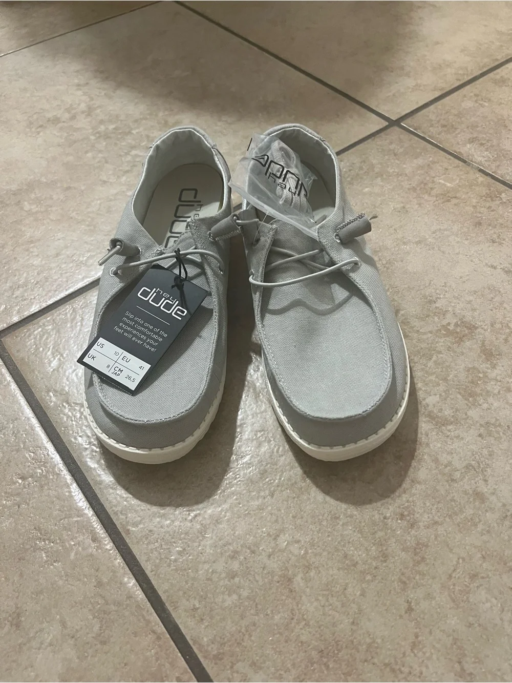 Hey Dude Wendy Slip Ons - Picture 2 of 7